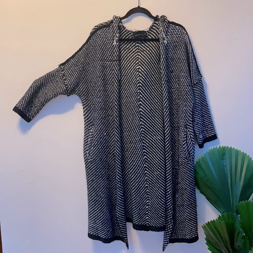 Black and white long hoodie cardigan